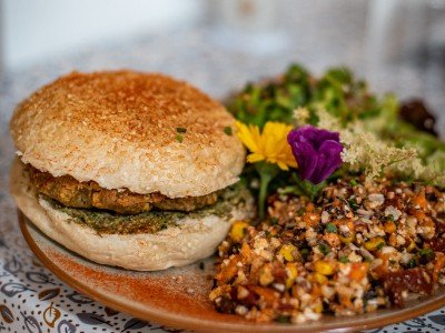 Gold-king-burger--restaurant-vegan-caen-la-carte-greedyguts